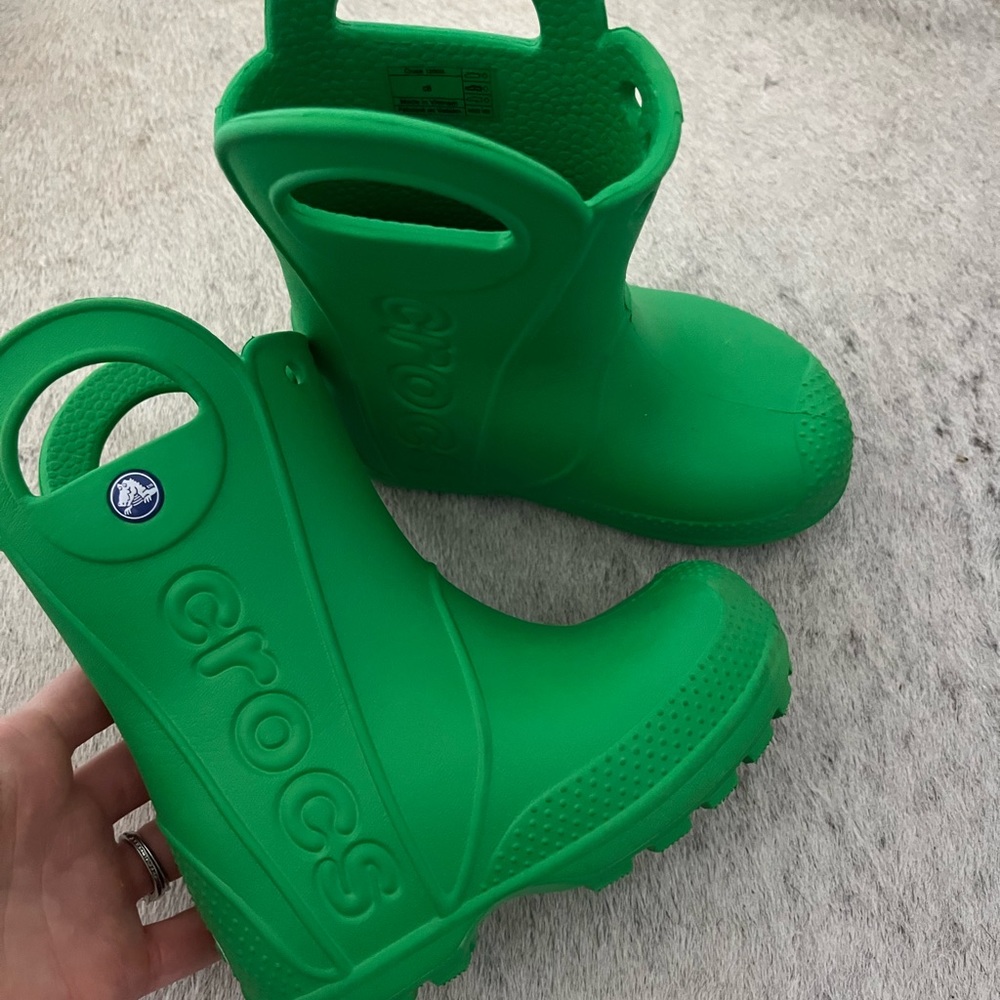 Crocs green toddler rain boots